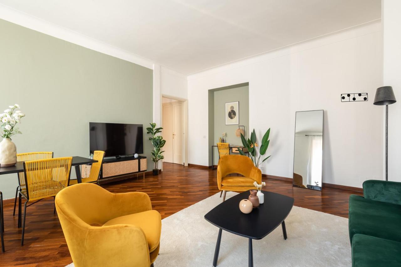 Prestigious At The Vatican Appartement